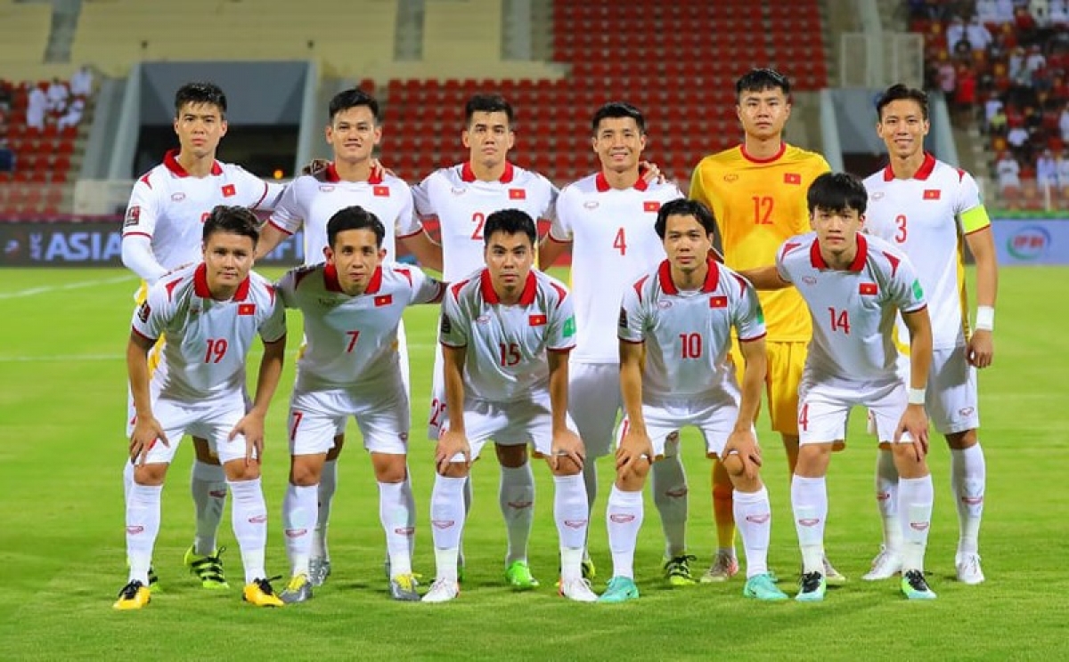 Sau 2 thất bại trước Trung Quốc và Oman, tuyển VN bị tụt 3 bậc trên BXH FIFA